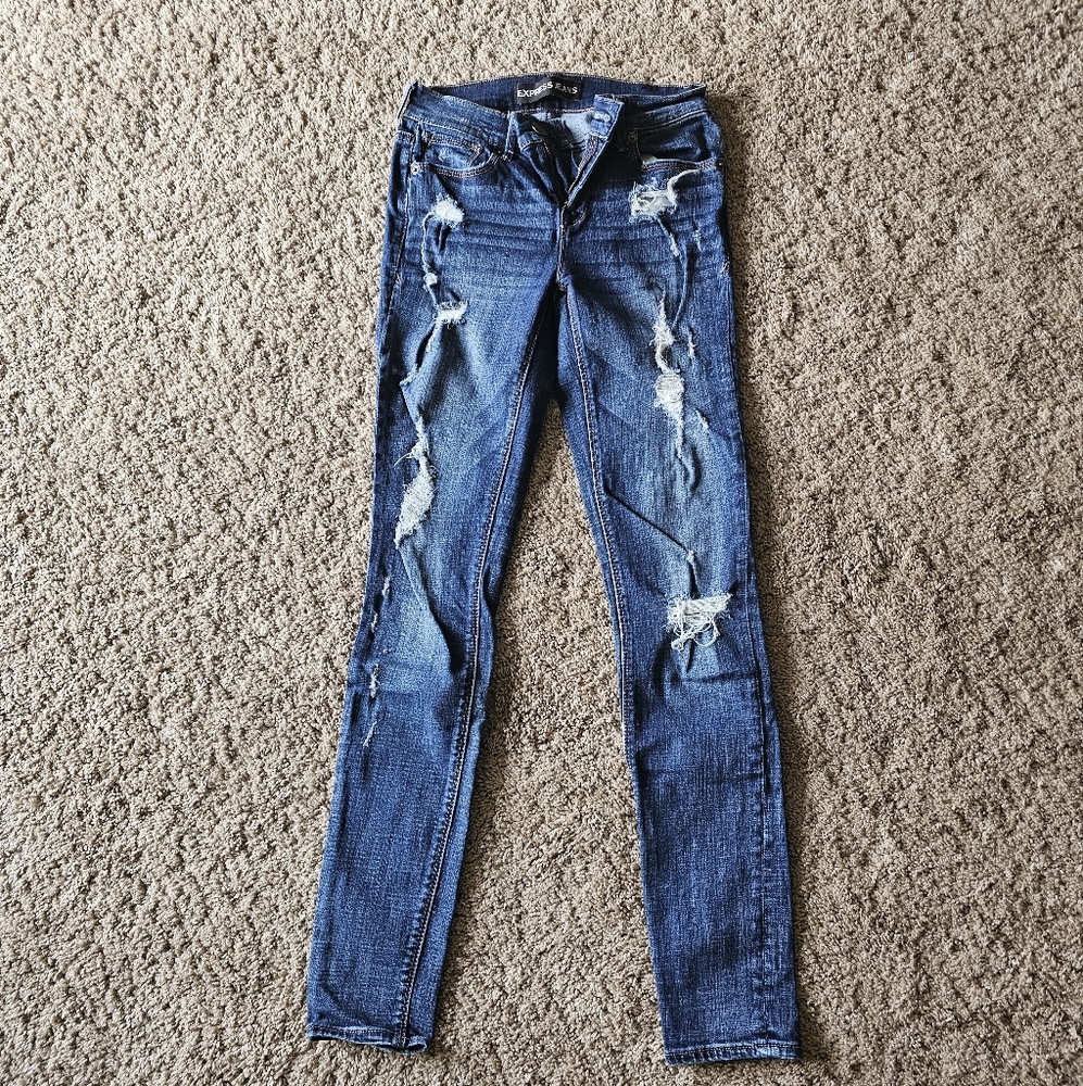 Express Women's Blue Distressed Jeans S, 2L